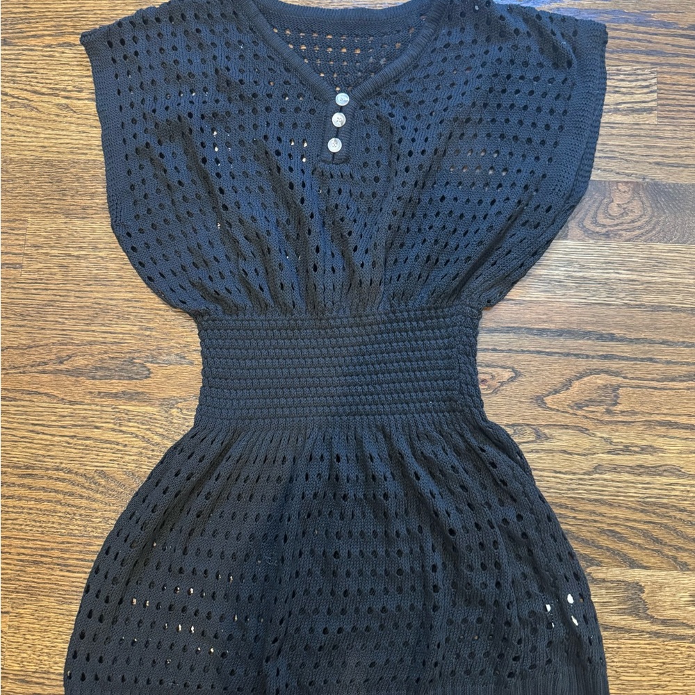 Amazon Black swim cover up worn once. Runs small.